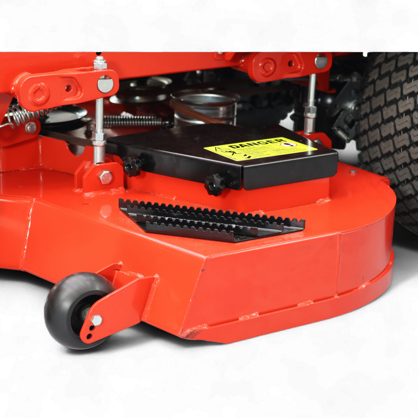 Tracteur tondeuse à rayon de braquage zéro LEZARD Z158PRO 35CV 158cm zero turn