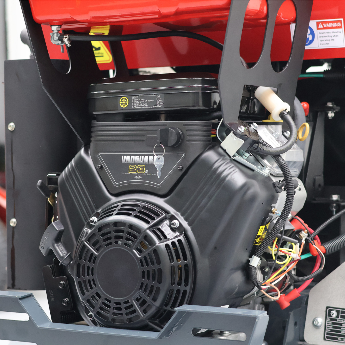 Koparka łańcuchowa do rowów LEZARD DM10 Briggs&Stratton 23KM samojezdna