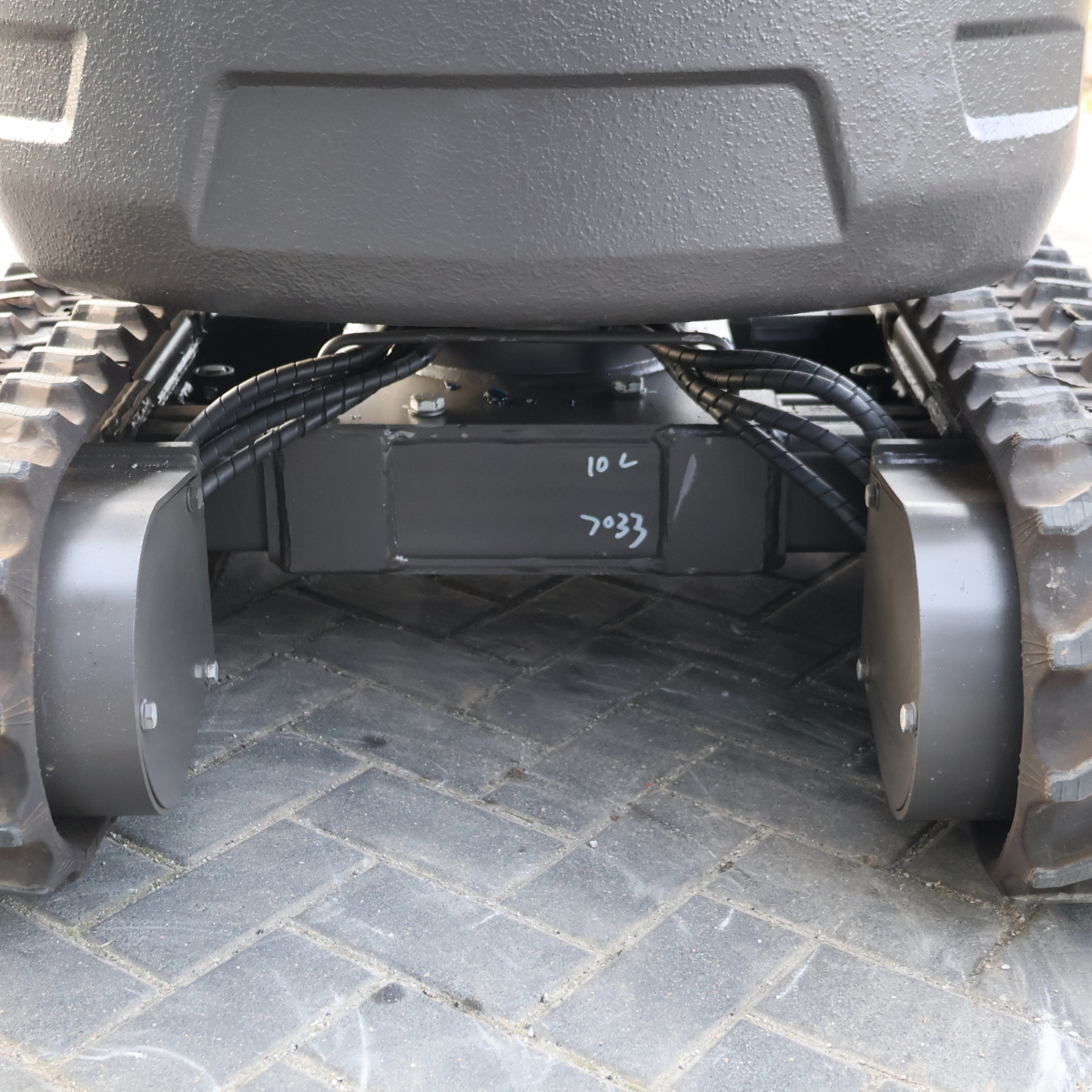 Koparka 1,2t LEZARD K12PRO rozsuwane gąsienice, ramie skrętne, 2 prędkości