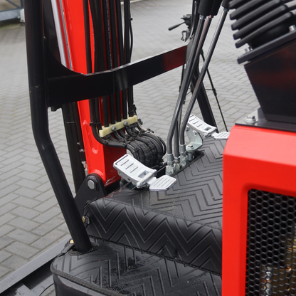 Koparka 1t LEZARD K10+hydrauliczny chwytak joysticki, chłodnica oleju, ramię skrętne, rozsuwane gąsienice Diesel