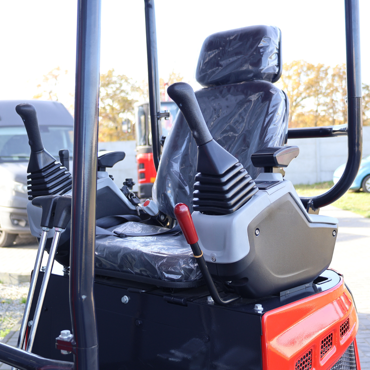 Koparka 1,8t LEZARD K18 KUBOTA rozsz. gąsienice, dwie prędkości, ramie skrętne