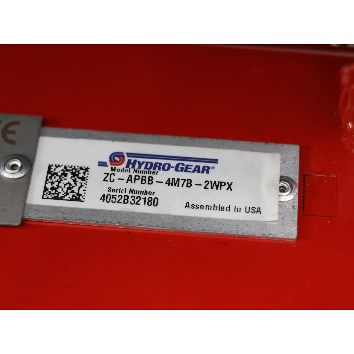 Kosiarka traktorek LEZARD Z107PRO 24KM 107cm loncin zerowy promień skrętu zero turn skręt