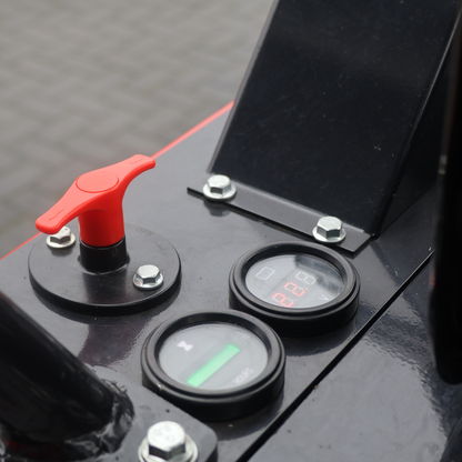 Koparka 1t LEZARD K10+hydrauliczny chwytak joysticki, chłodnica oleju, ramię skrętne, rozsuwane gąsienice Diesel