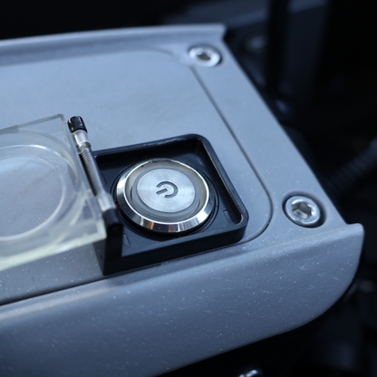 Koparka 3t LEZARD K30 KUBOTA kabina, dwie prędkości, ramie skrętne, start-stop