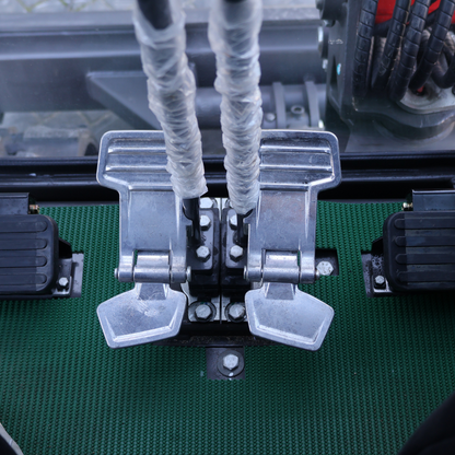 Koparka 3t LEZARD K30 KUBOTA kabina, dwie prędkości, ramie skrętne, start-stop