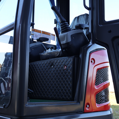 Koparka 3t LEZARD K30 KUBOTA kabina, dwie prędkości, ramie skrętne, start-stop