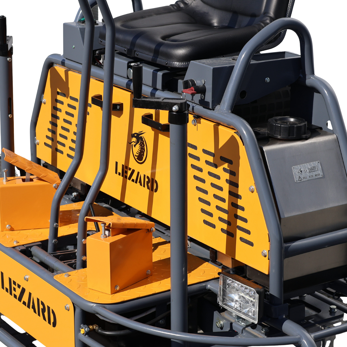 Zacieraczka do betonu 26KM 178cm szerokość zacierania 2x89 V-twin 2 rotory LEZARD H200